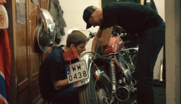 Suzuki GN 400 brat style